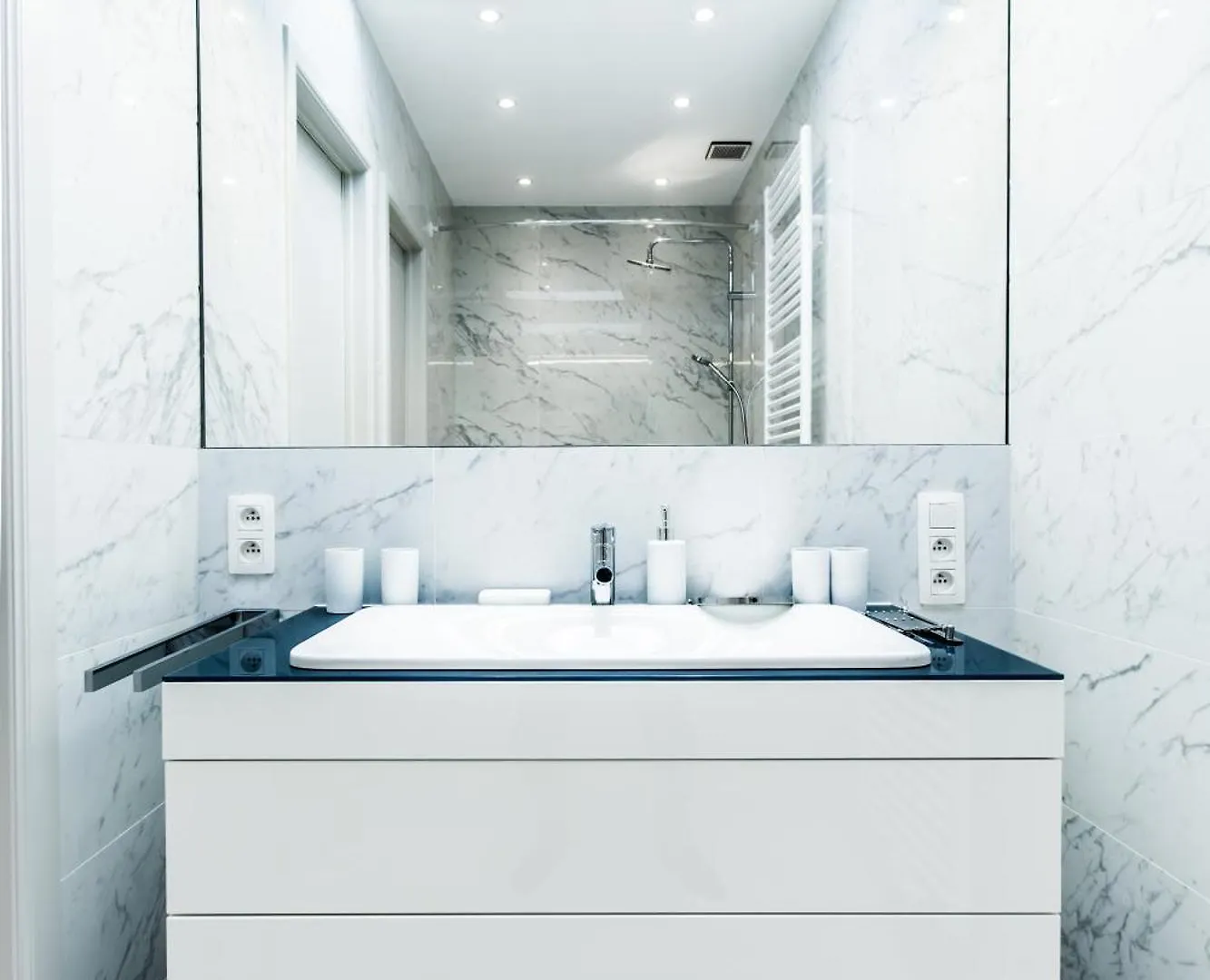 Magnifique Penthouse 3 Chambres Et Terrasse Sur L'Avenue Louise Brussels